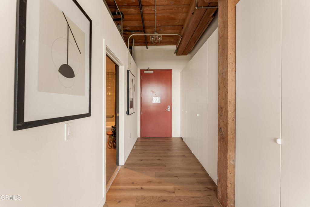 530 S Hewitt Street 455 Property Photo 3