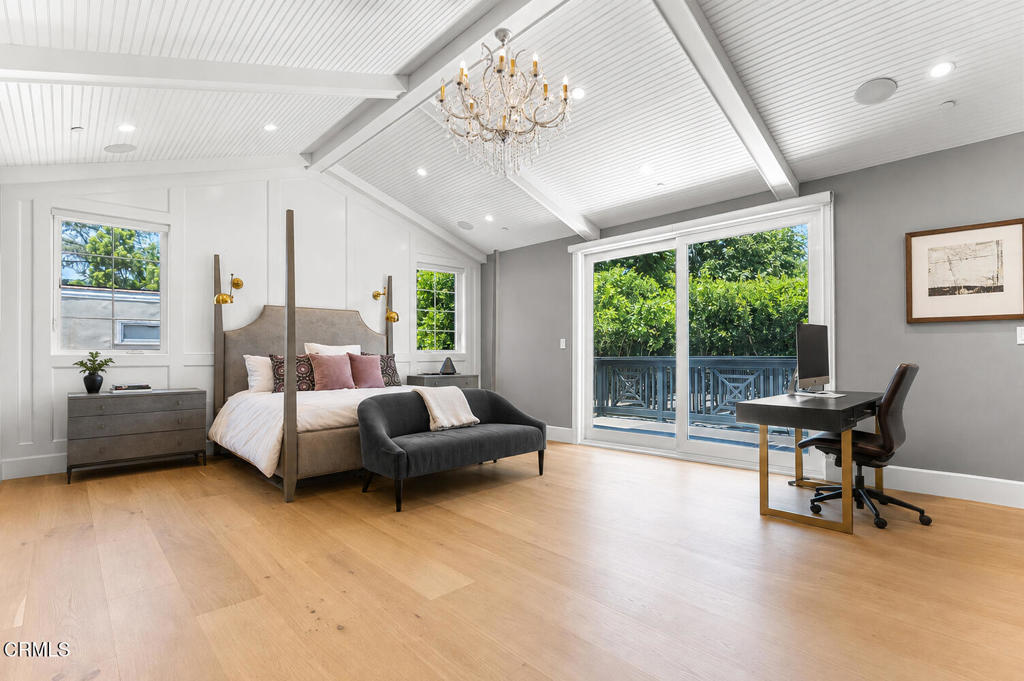 10331 Valley Spring Lane Property Photo 21