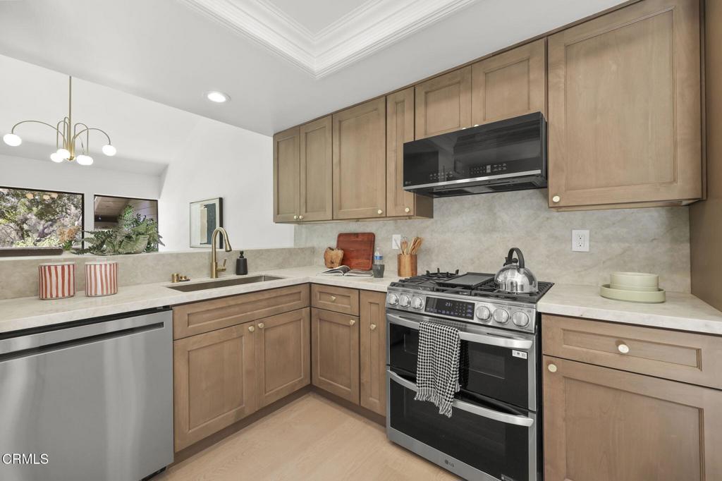 14 Montanas Sud 63 Property Photo 18
