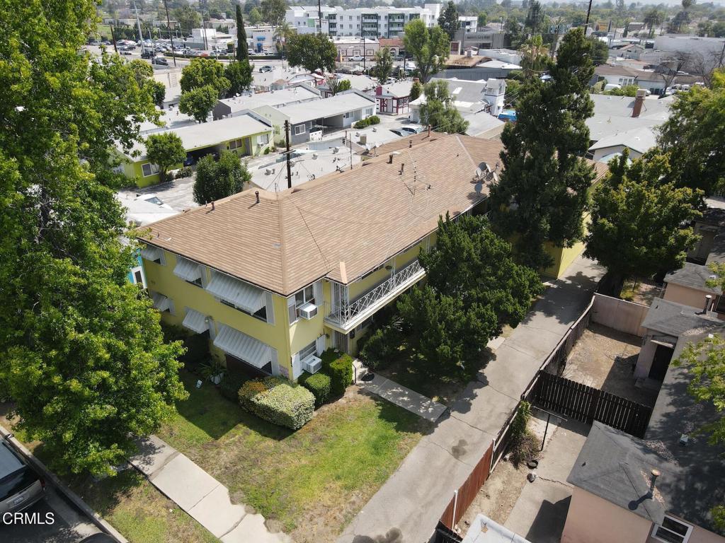 6264 Willowcrest Avenue Property Photo 1