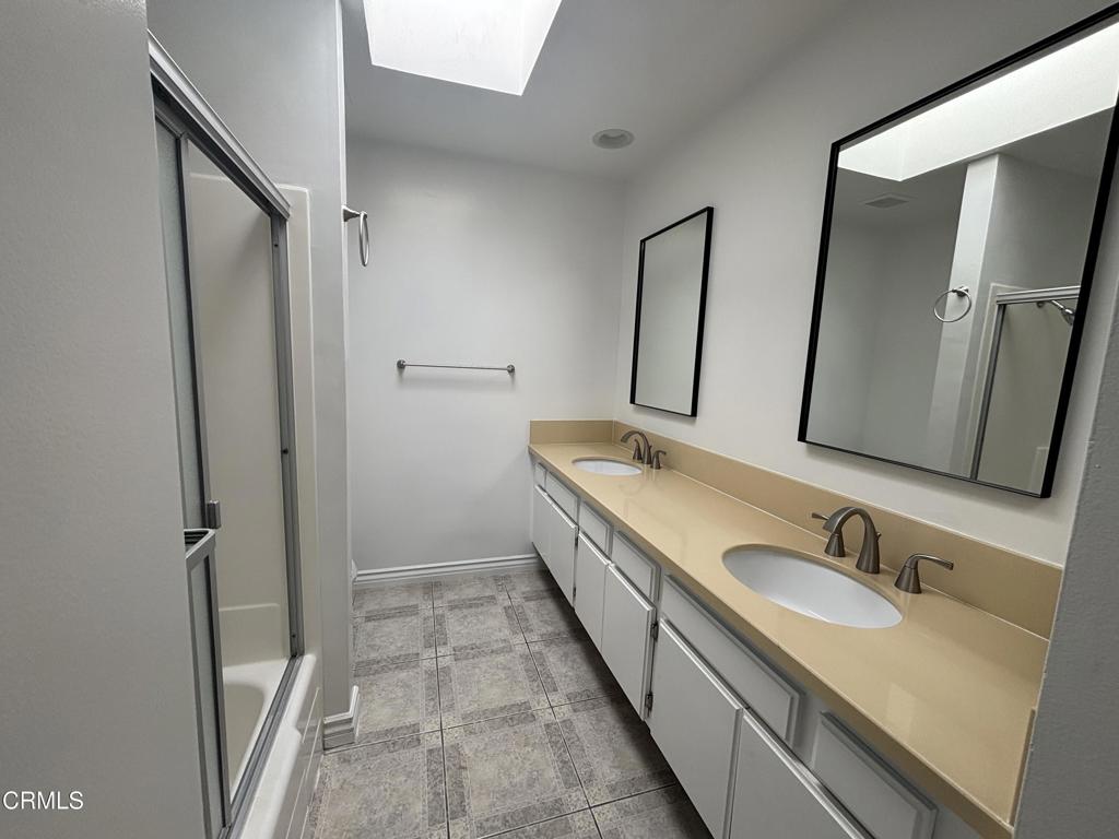 3200 Fairesta Street 5 Property Photo 20
