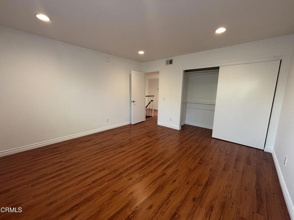 3200 Fairesta Street 5 Property Photo 27