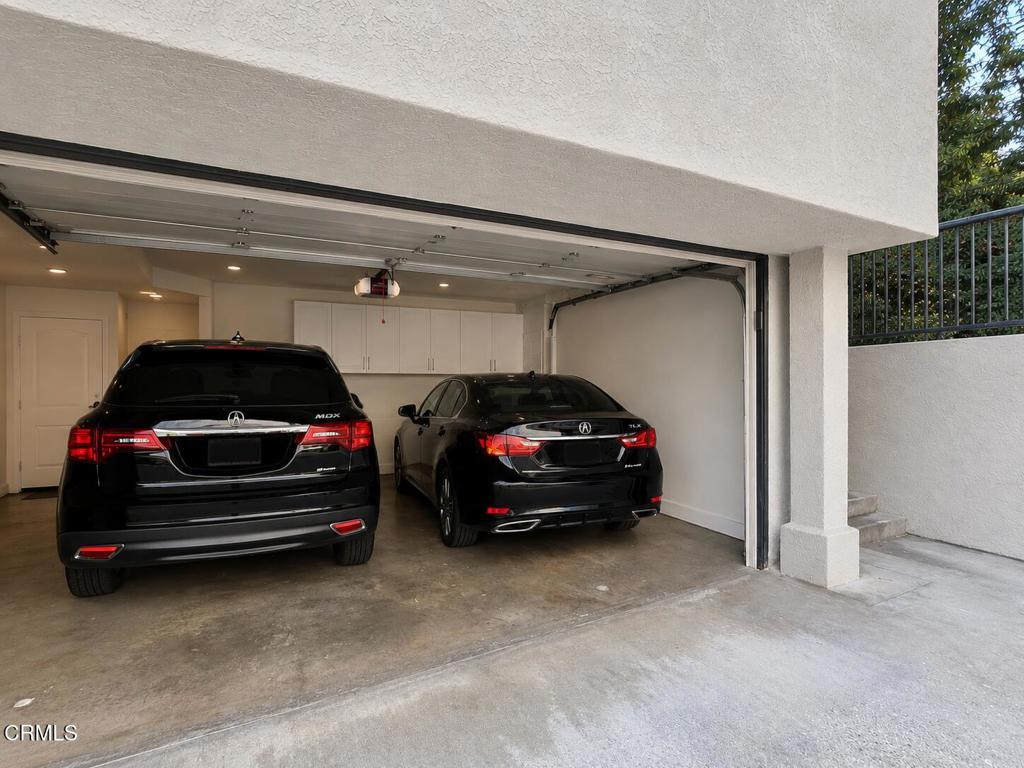 352 S Orange Grove Boulevard Property Photo 17