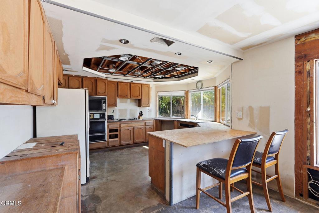 1874 Wilson Avenue Property Photo 3