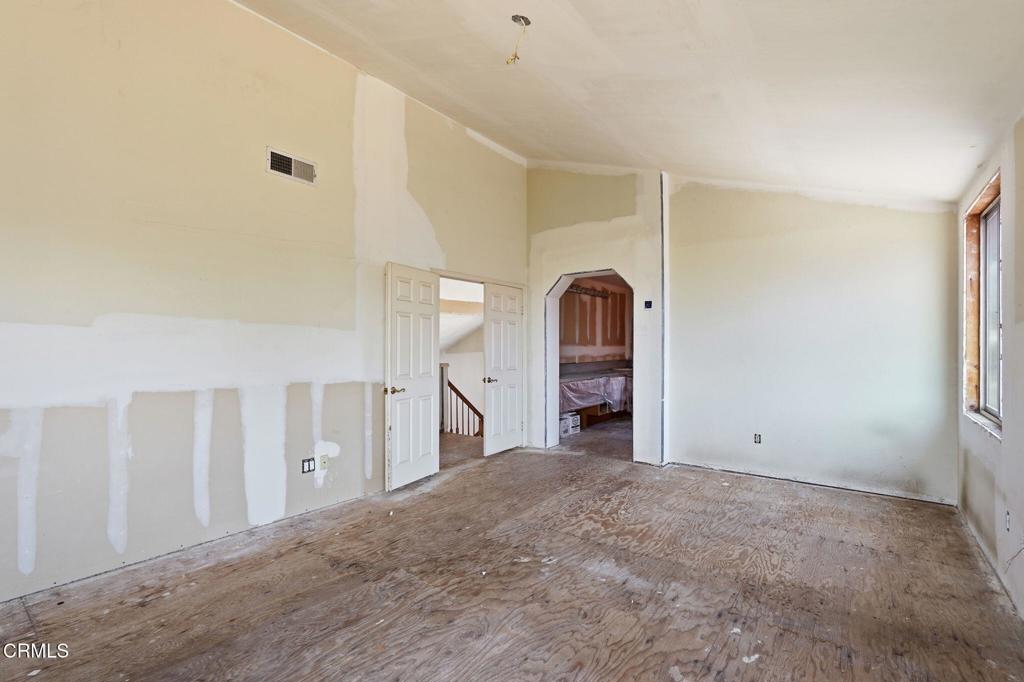 1874 Wilson Avenue Property Photo 25