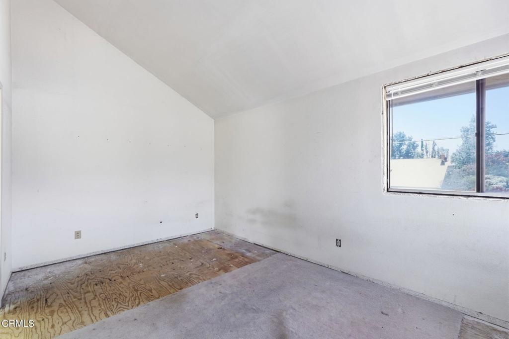 1874 Wilson Avenue Property Photo 33