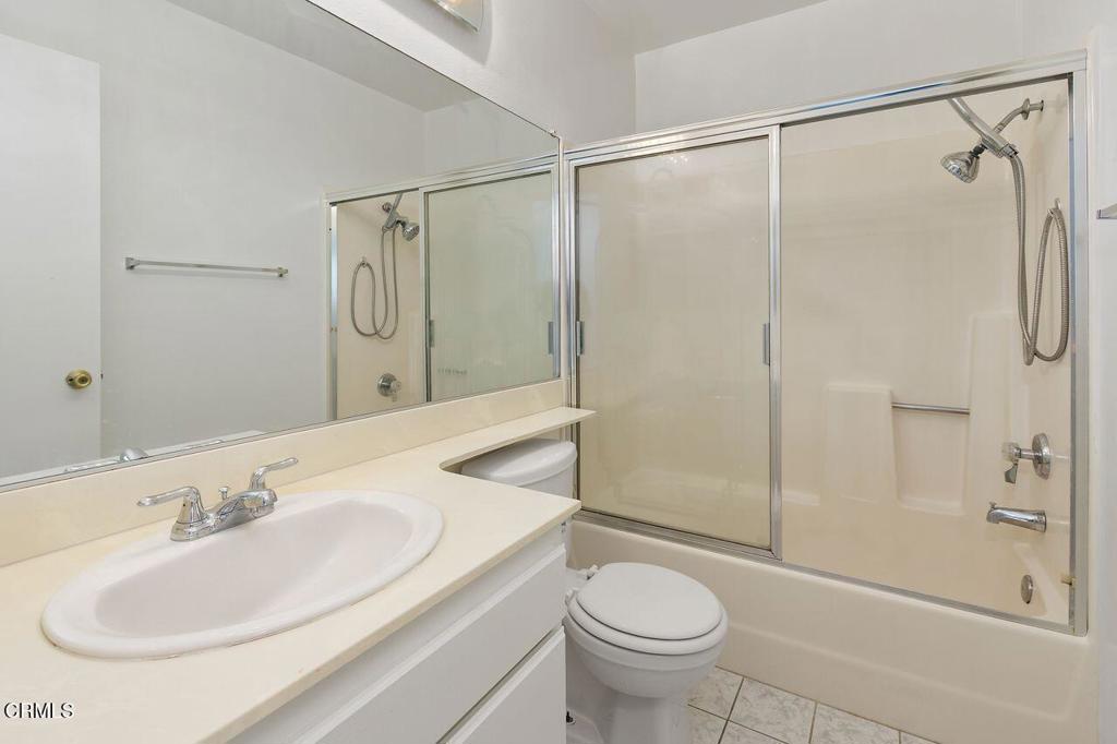 8914 Azurite Avenue Property Photo 10