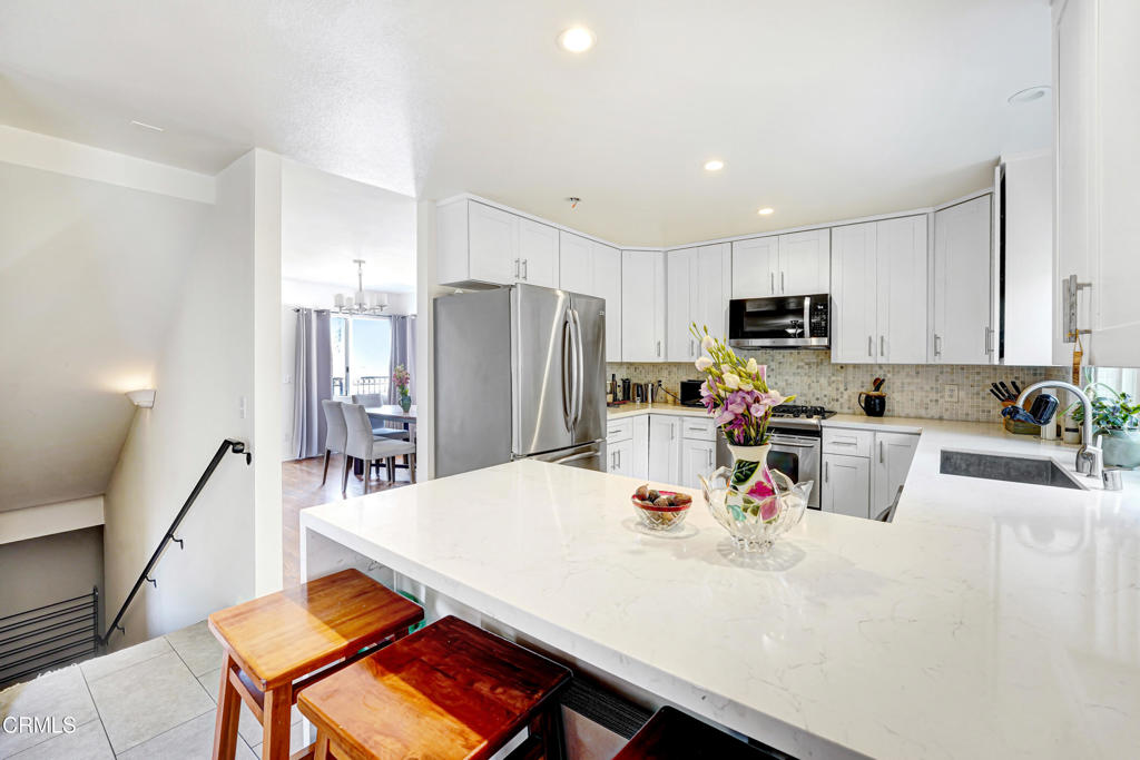 2779 Fyler Place Property Photo 4