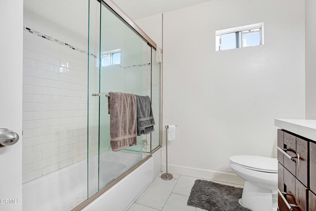 2779 Fyler Place Property Photo 18