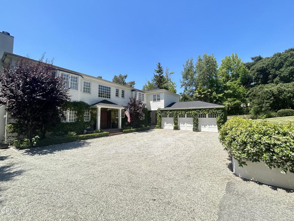 1238 Green Lane Property Photo 4