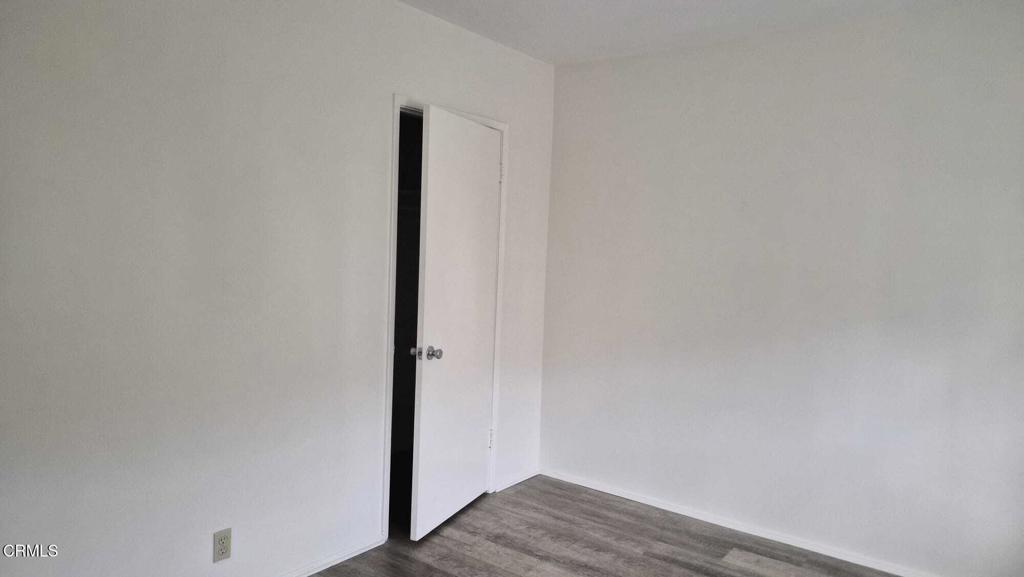 433 S Baldwin Avenue D Property Photo 11