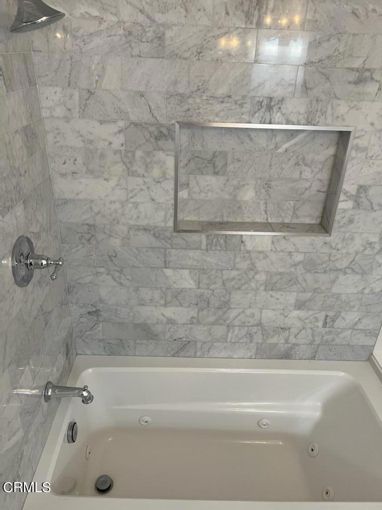 2040 Hilldale Drive Property Photo 10