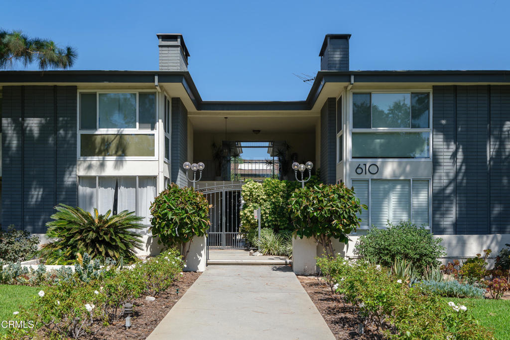 610 S Orange Grove Boulevard 6 Property Photo 1