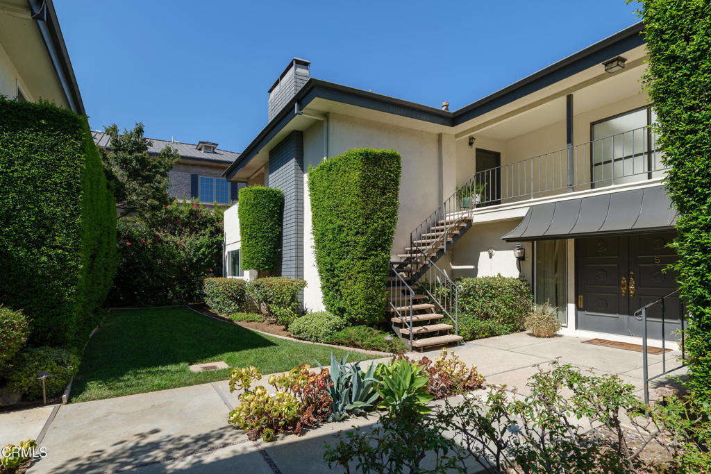 610 S Orange Grove Boulevard 6 Property Photo 3