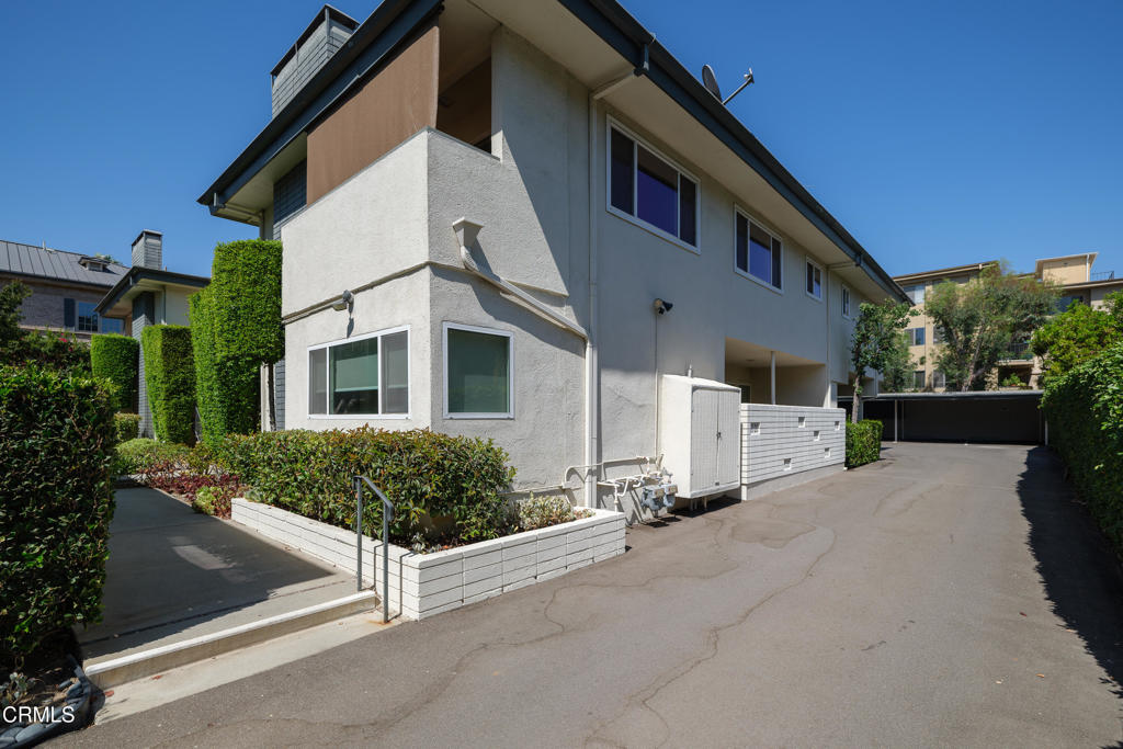 610 S Orange Grove Boulevard 6 Property Photo 30