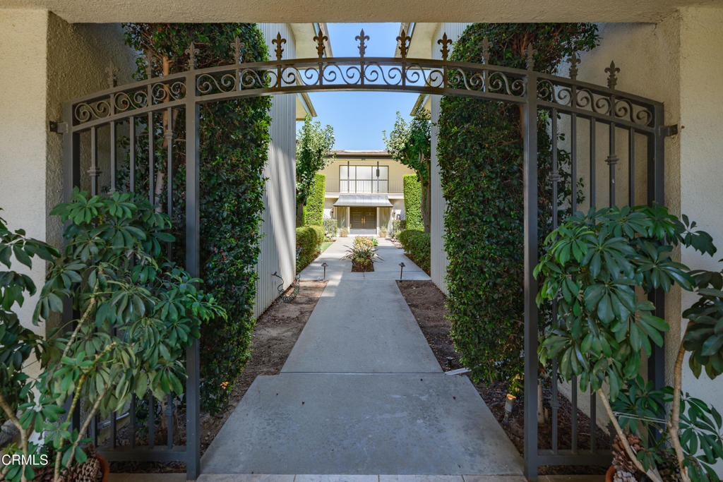 610 S Orange Grove Boulevard 6 Property Photo 32
