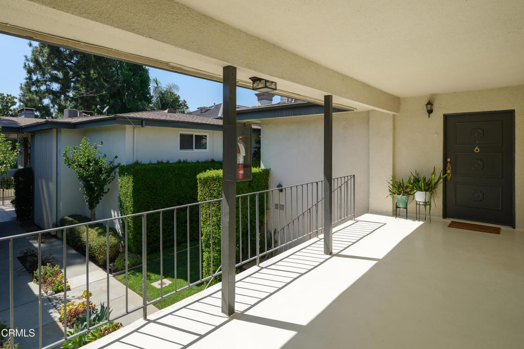610 S Orange Grove Boulevard 6 Property Photo 34