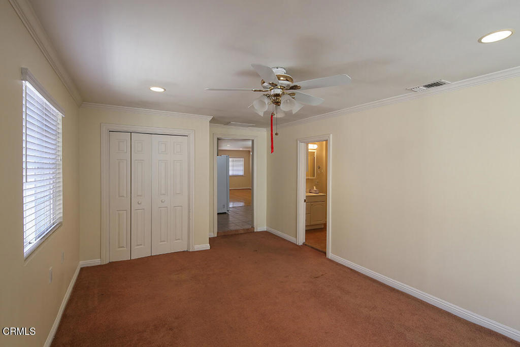 2813 Silver Street Property Photo 13