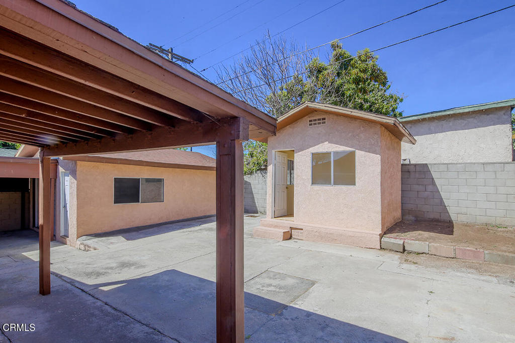 2813 Silver Street Property Photo 24