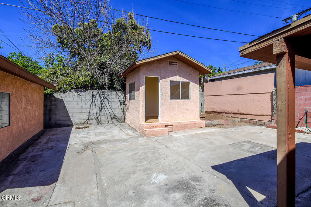 2813 Silver Street Property Photo 25