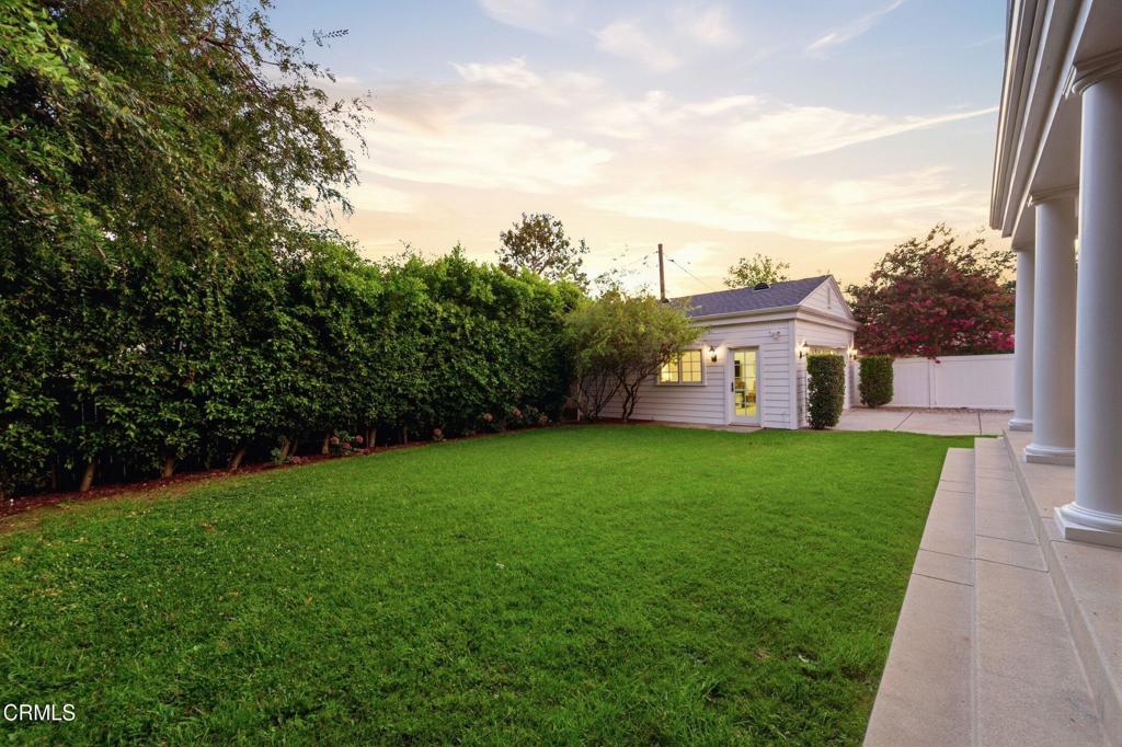 1274 New York Drive Property Photo 40