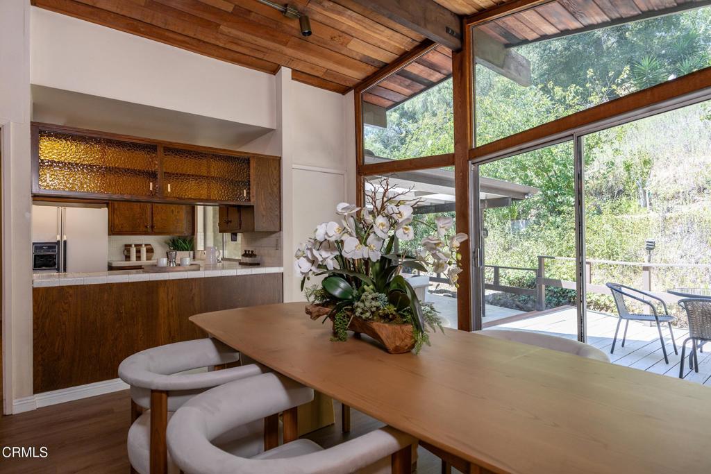 579 Laguna Road Property Photo 10