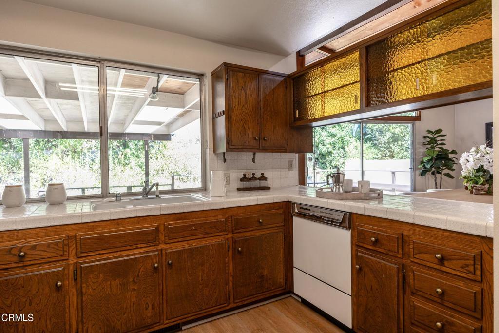 579 Laguna Road Property Photo 14