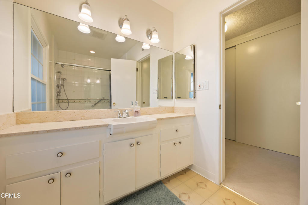 9424 Crystal View Drive Property Photo 24