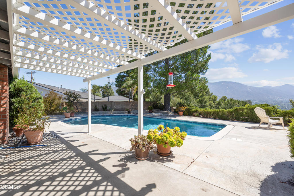 9424 Crystal View Drive Property Photo 32
