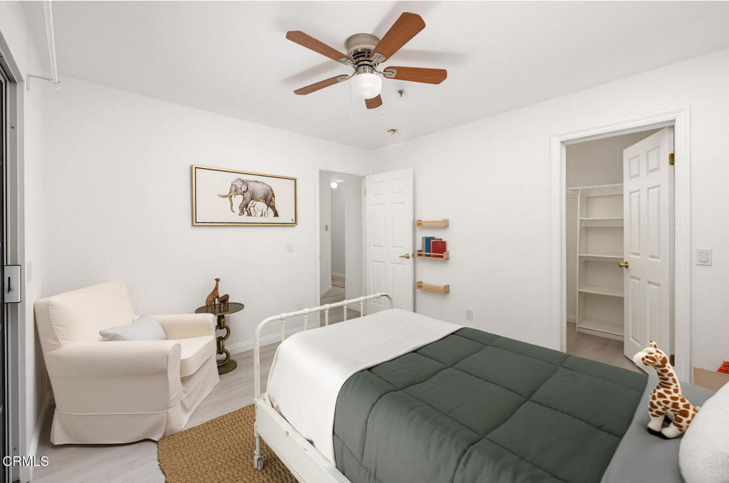 607 W Duarte Road D Property Photo 35