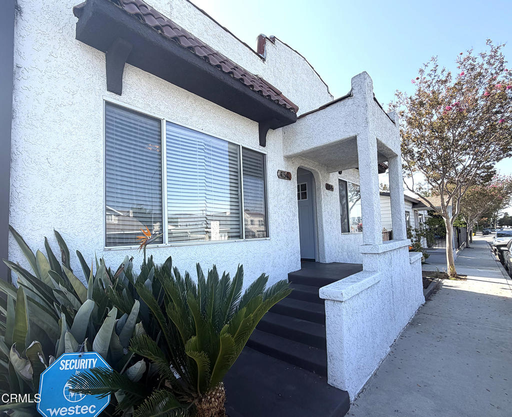 156 S Pacific Avenue Property Photo 3