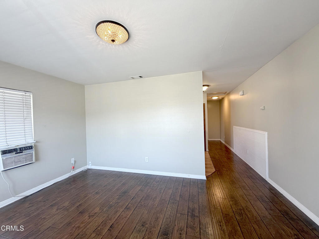 156 S Pacific Avenue Property Photo 6