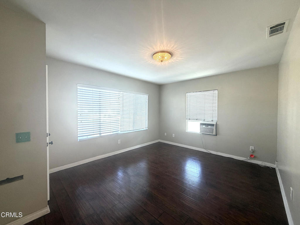 156 S Pacific Avenue Property Photo 7