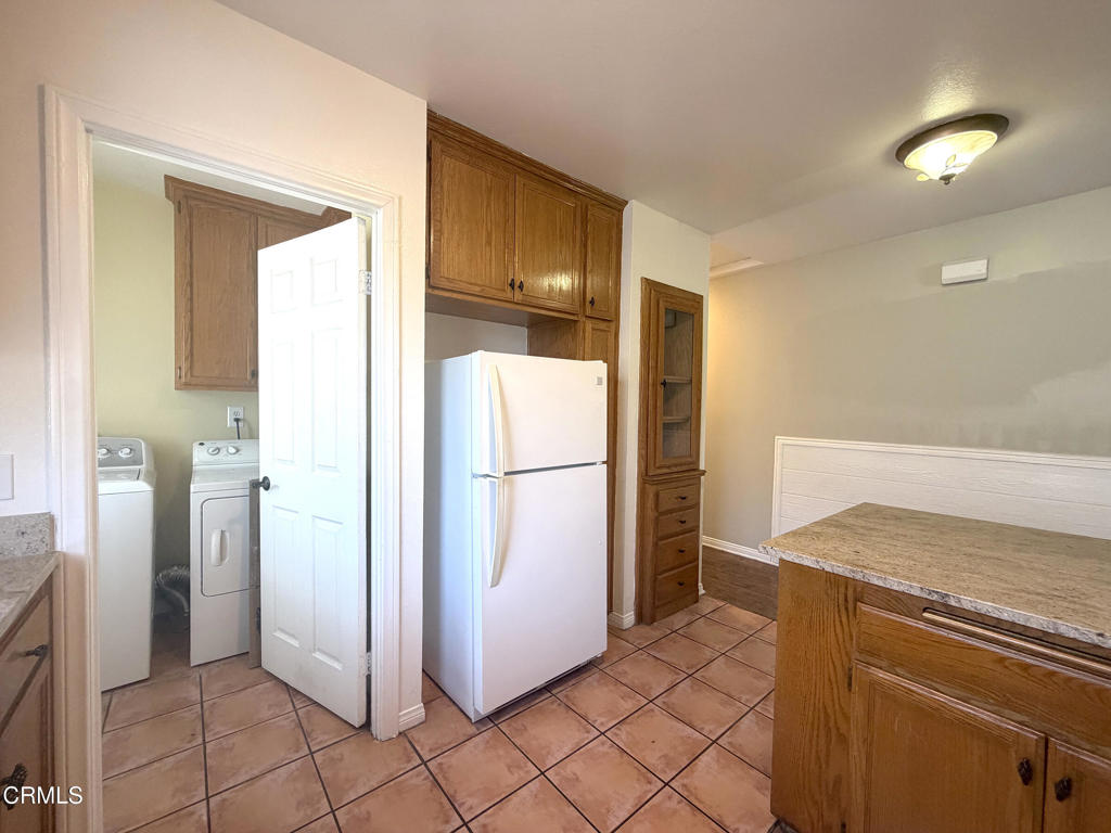 156 S Pacific Avenue Property Photo 11