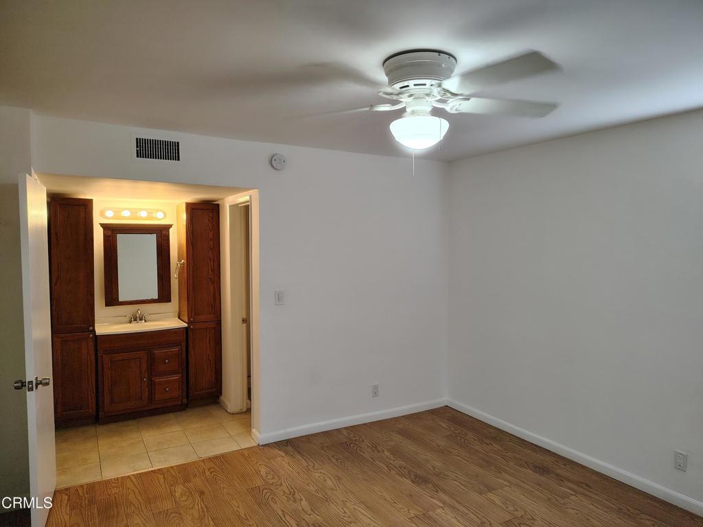 18307 Burbank 51 Property Photo 5
