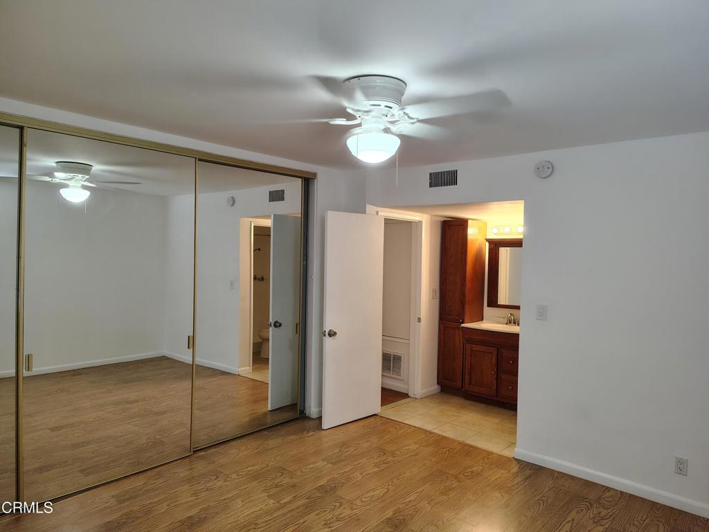 18307 Burbank 51 Property Photo 6