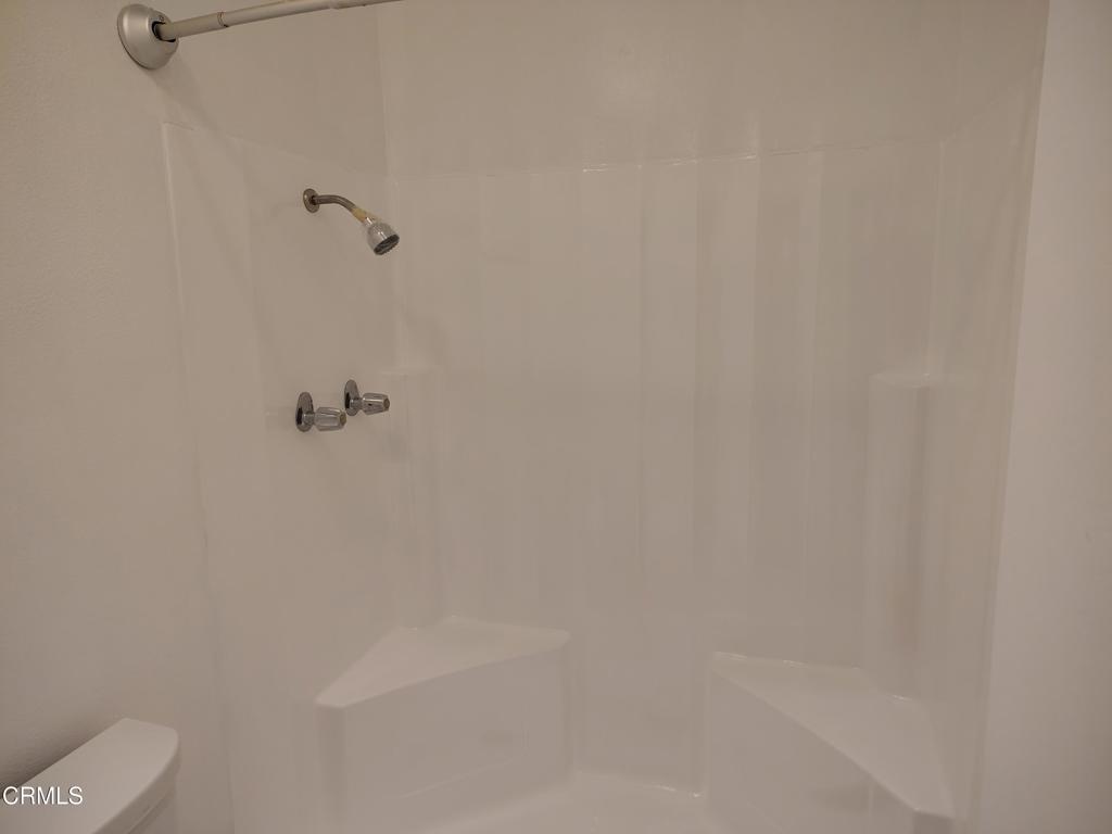 18307 Burbank 51 Property Photo 8