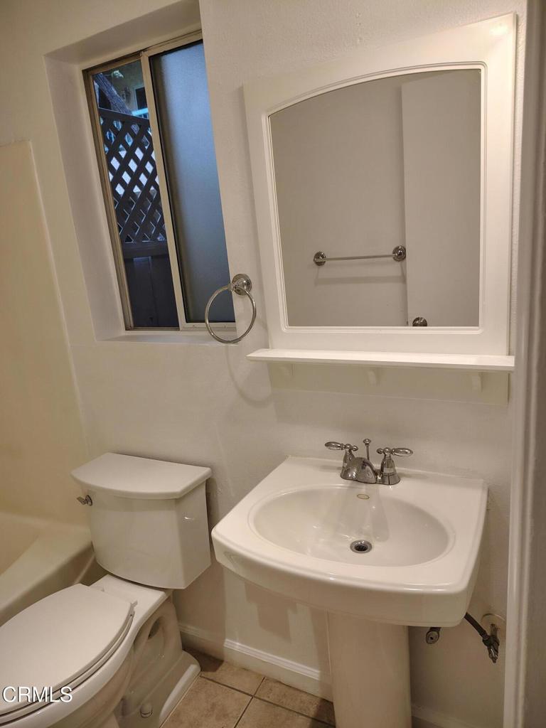 18307 Burbank 51 Property Photo 12