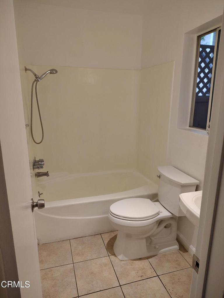18307 Burbank 51 Property Photo 13