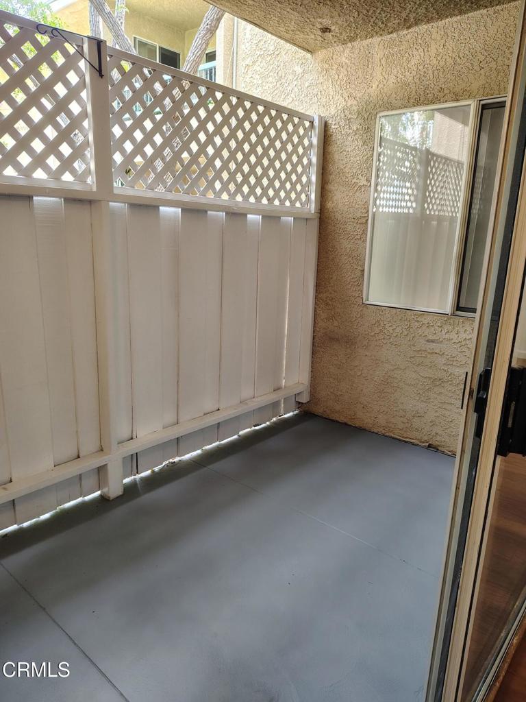 18307 Burbank 51 Property Photo 14