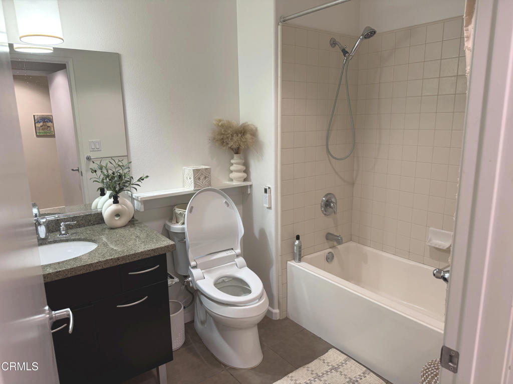 250 N 1st Street 510 Property Photo 21