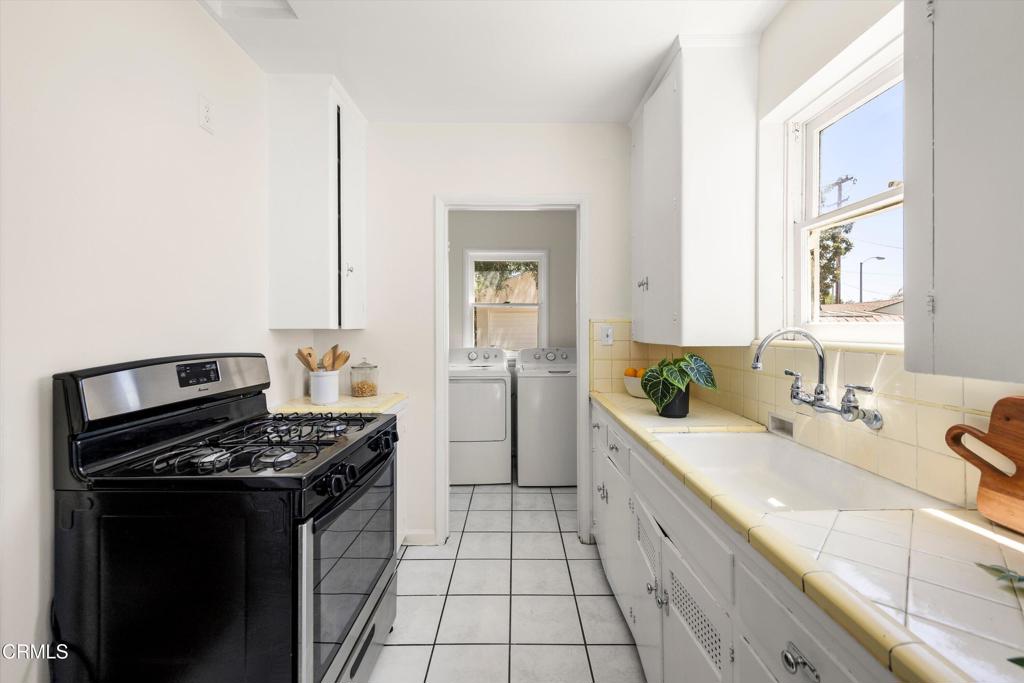 1602 Forest Avenue Property Photo 9