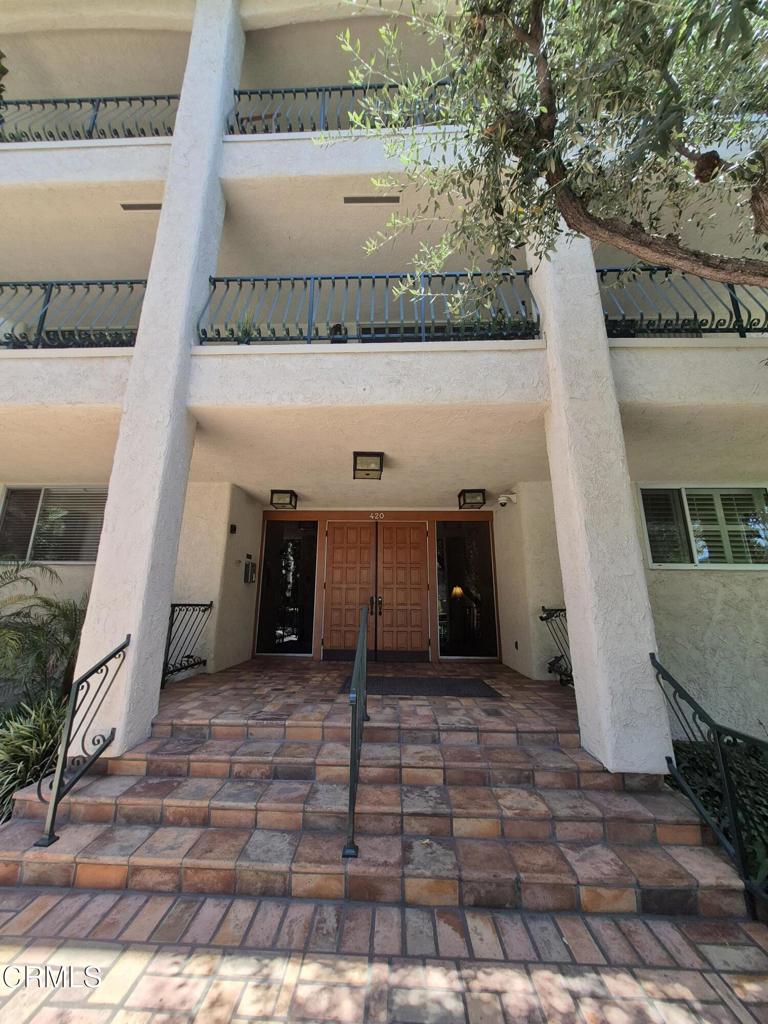 420 S Madison Avenue 204 Property Photo 1