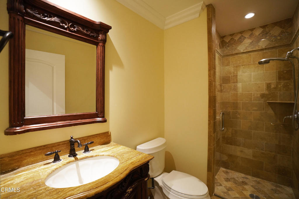 2340 Brigden Road Property Photo 13