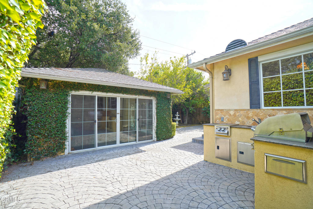 2340 Brigden Road Property Photo 16