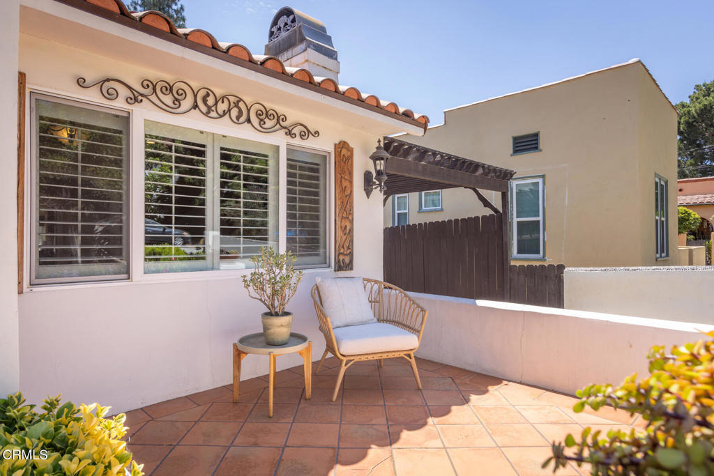 474 Colman Street Property Photo 4