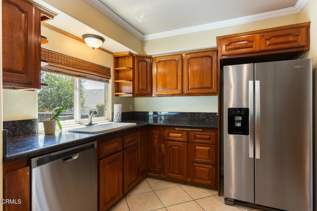 474 Colman Street Property Photo 12