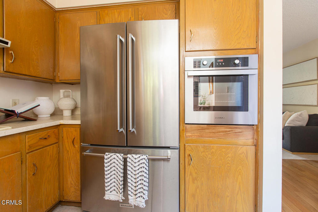 537 S Euclid Avenue 2 Property Photo 11