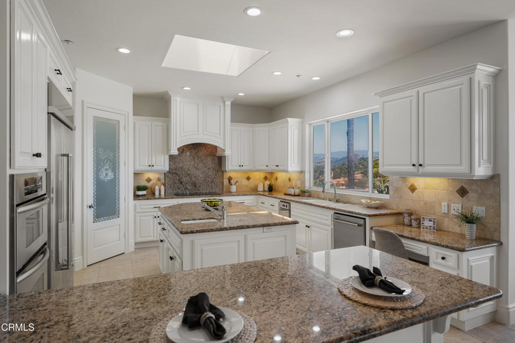 4284 Fallsbrae Road Property Photo 14