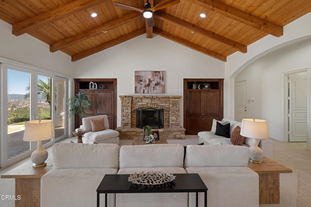 4284 Fallsbrae Road Property Photo 23